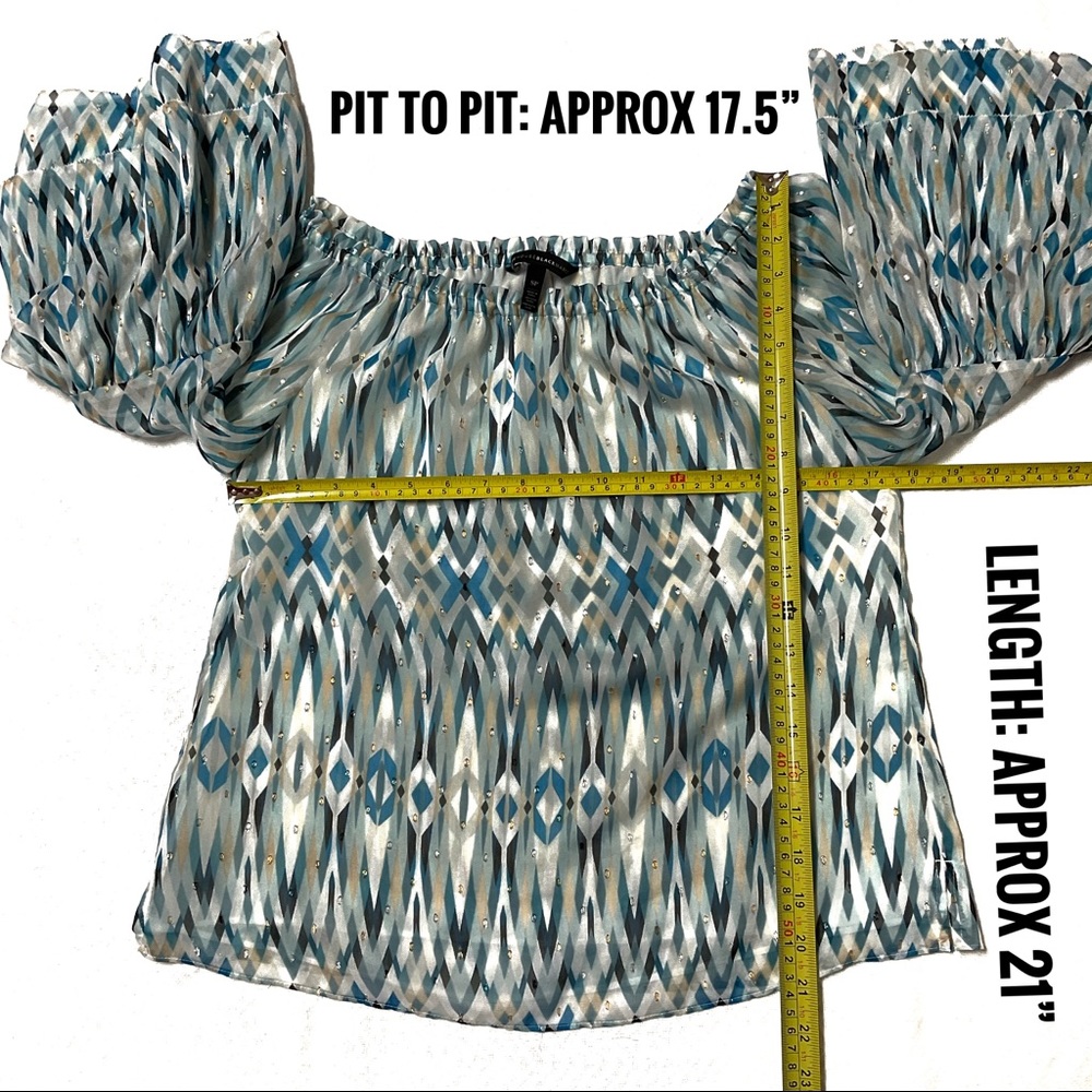 White House Black Market PRINTED OFF-THE-SHOULDER - Picture 8 of 15